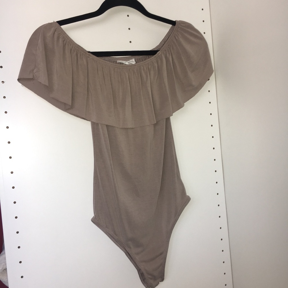 Tilly’s tan off the shoulder bodysuit